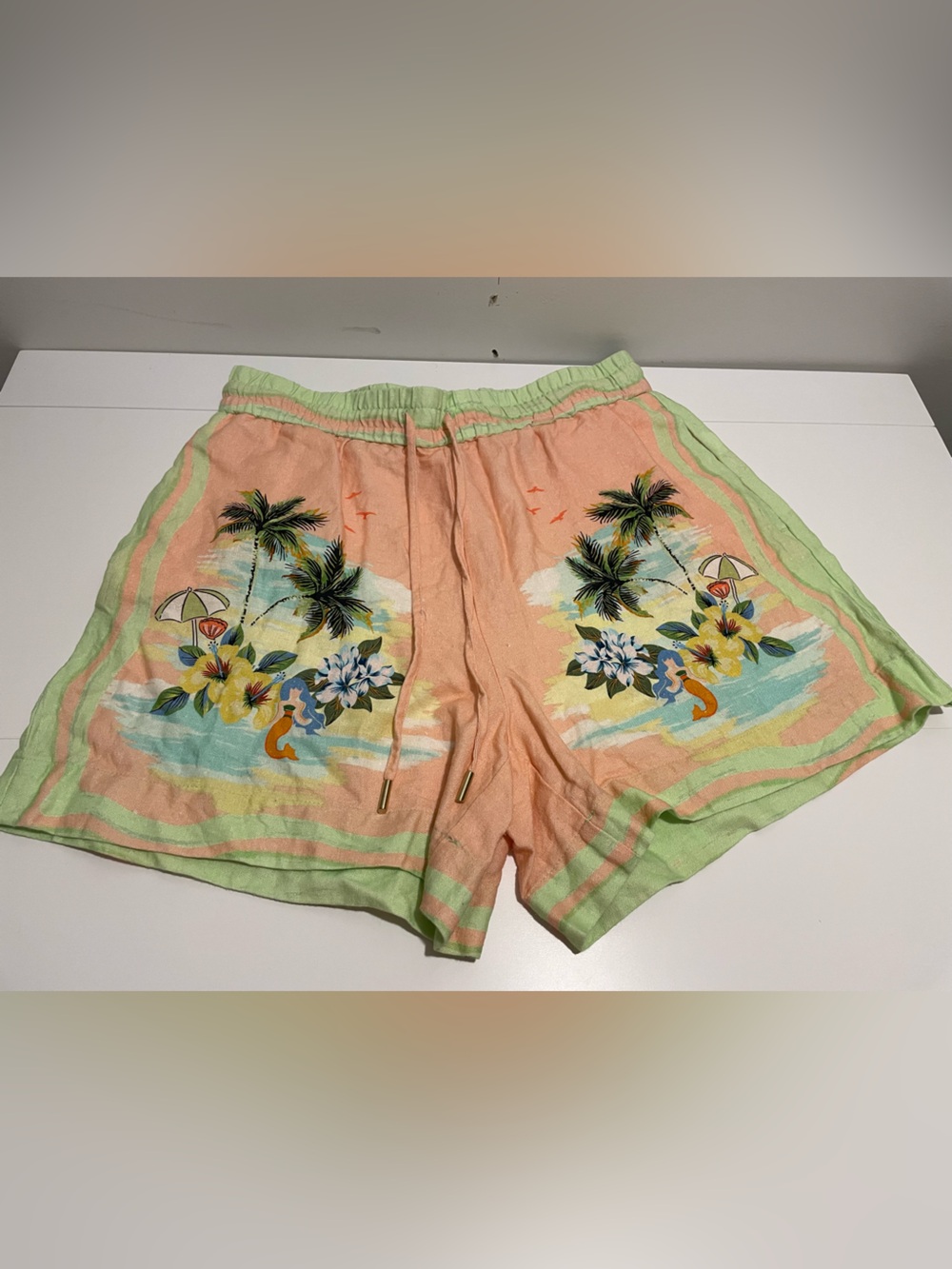 C & C California Brand Women's size 8 Linen Blend Mermaid Point Drawstring Short